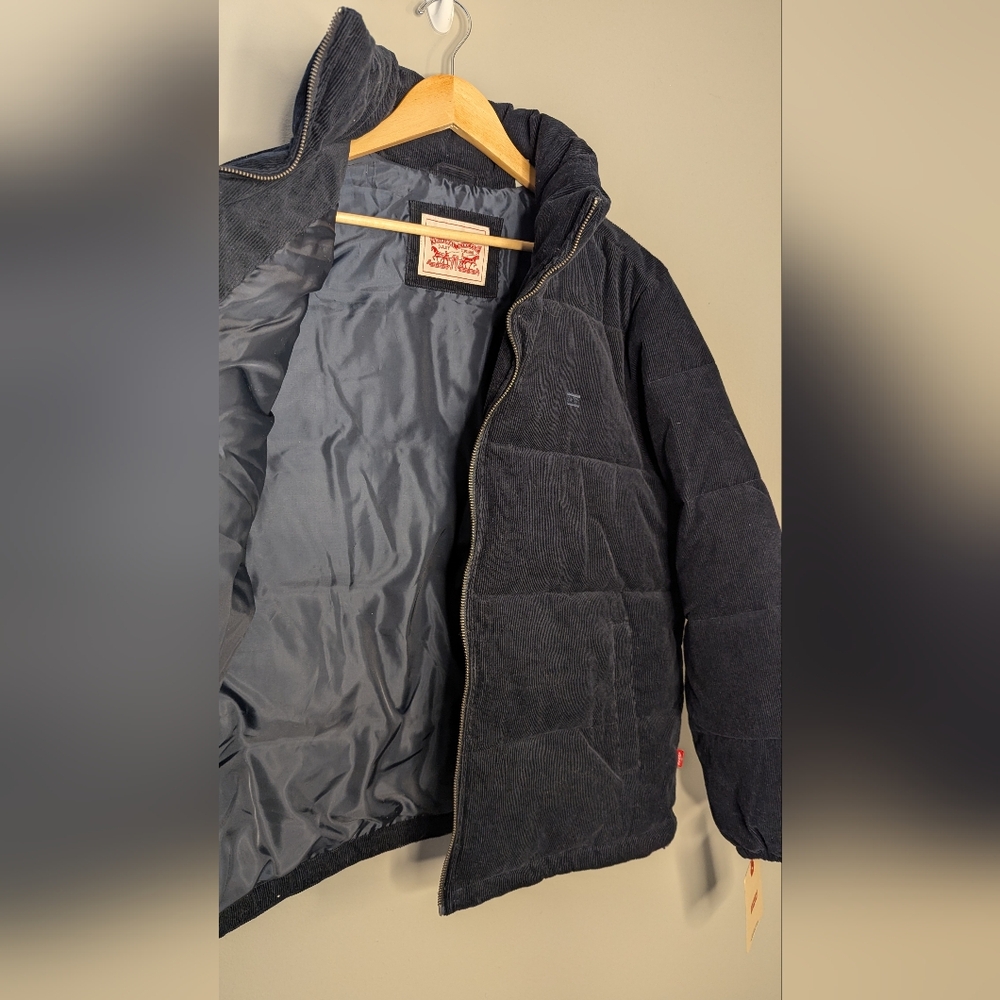 Beautiful Levi's Black corduroy bubble puffer. NWT XL. In perfect condition - Picture 14 of 14